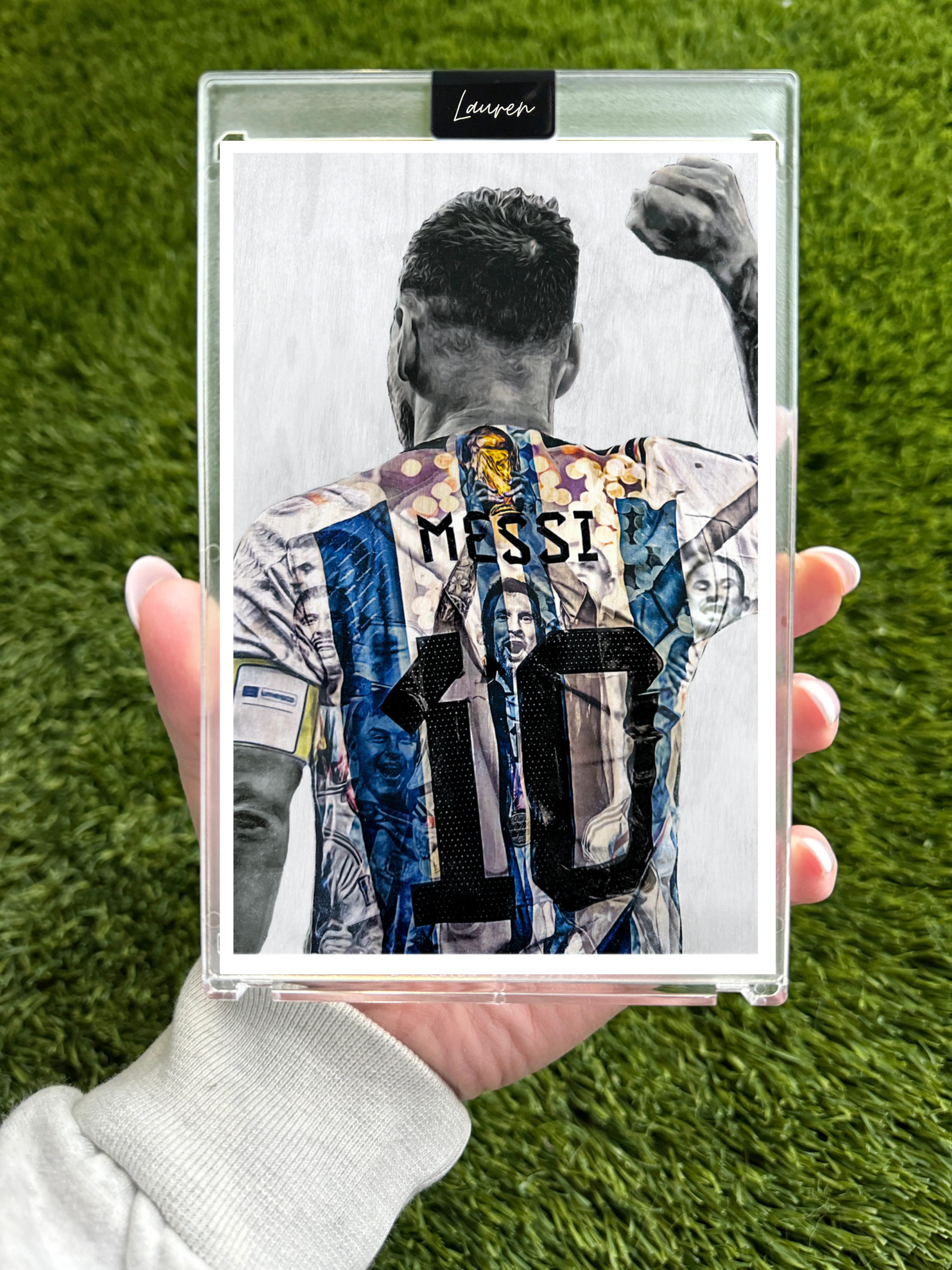 a Pulga" (Lionel Messi) Argentina - WC 2022 Champion - Print Collectible 4x6 Art Slab - 1/1 Gold Artist Autograph